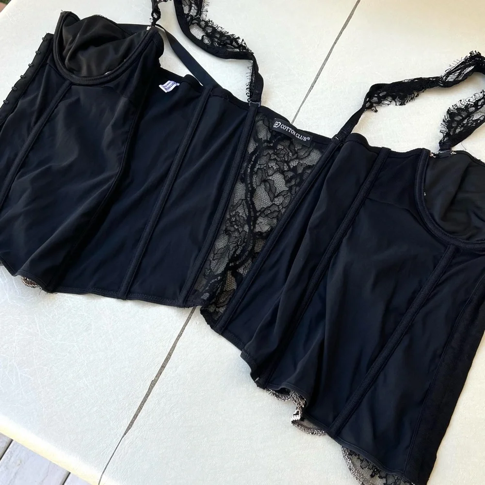 Cotton Club Black lace corset top with white floral embroidery beads Size 34M